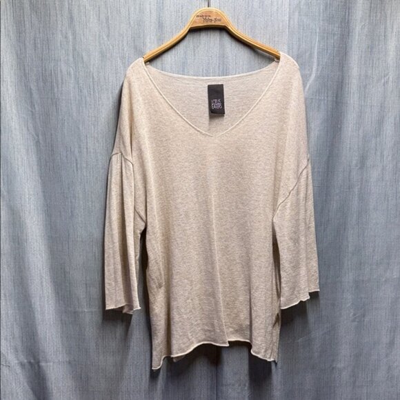 Lotus eaters knit Cream Long Sleeve V-Neck Top size 1X - Picture 1 of 9